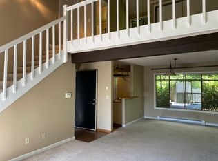 7528 SW Barnes Rd UNIT B, Portland, OR 97225