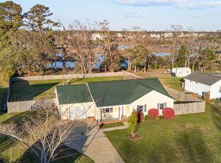 1810 Paulette Rd, Morehead City, NC 28557