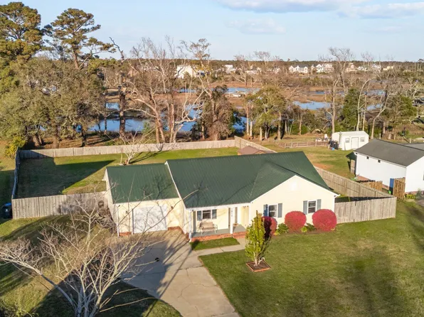 1810 Paulette Road, Morehead City, NC 28557