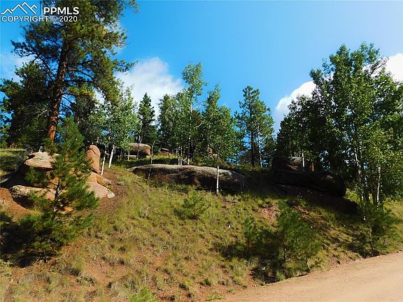 3rd image of 502 Spring Valley Ln