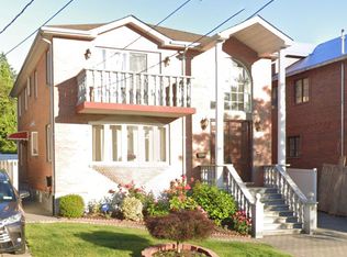 24608 60th Ave, Little Neck, NY 11362