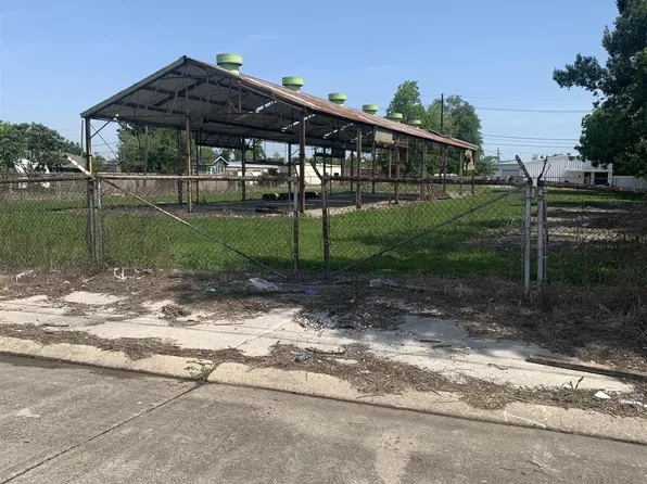 0 Roosevelt St, Houma, LA 70360