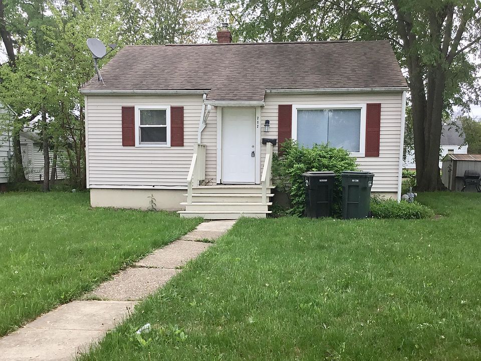 1st image of 712 S Kenmore St