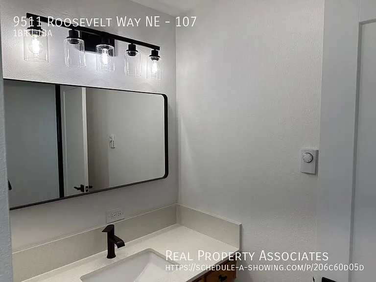 9511 Roosevelt Way NE #107 — Photo 8