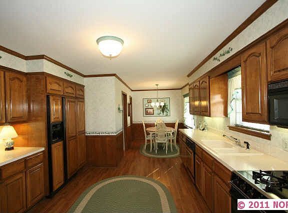 5th image of 14210 W 111th St S