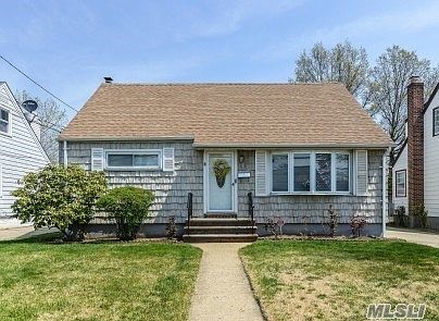 1st image of 39 Cunningham Ave