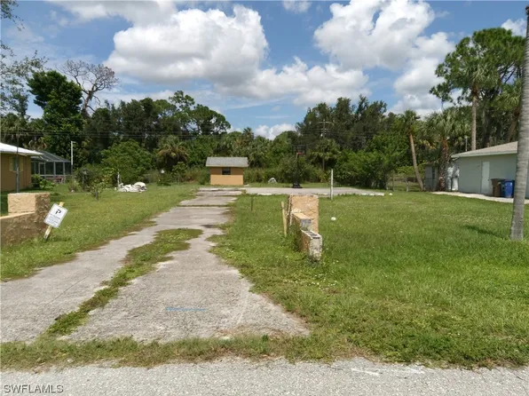 13924 Matanzas Dr, Fort Myers, FL 33905