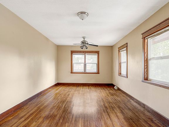 2nd image of 245 Julian St