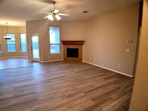2nd image of 2412 Beaver Bend Ln