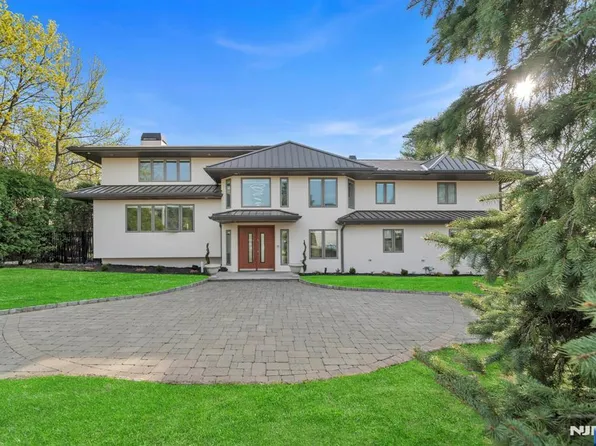 164 Chestnut St, Englewood Cliffs, NJ 07632