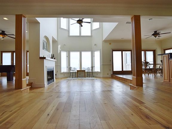 4th image of 2128 Palmetto Way Way