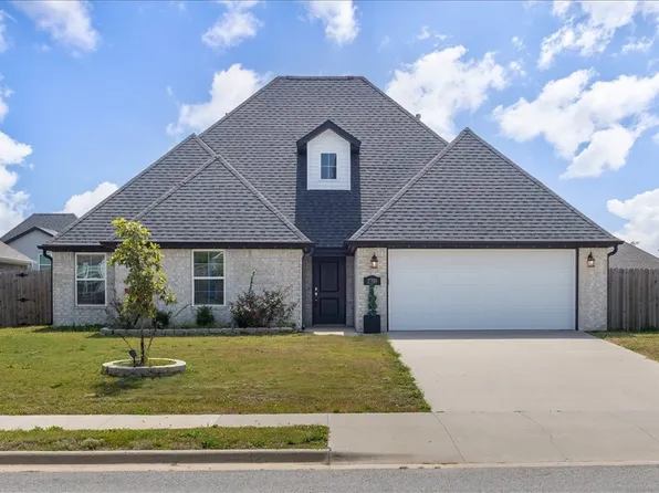 2701 Suncrest Ave, Springdale, AR 72764