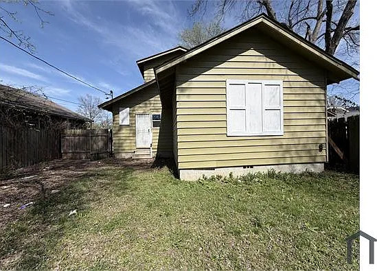 4 bed, 1600 sqft, $1,750 — Photo 2