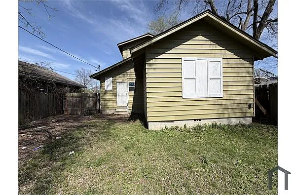 Building Photo - 1485 Jackson Ave
