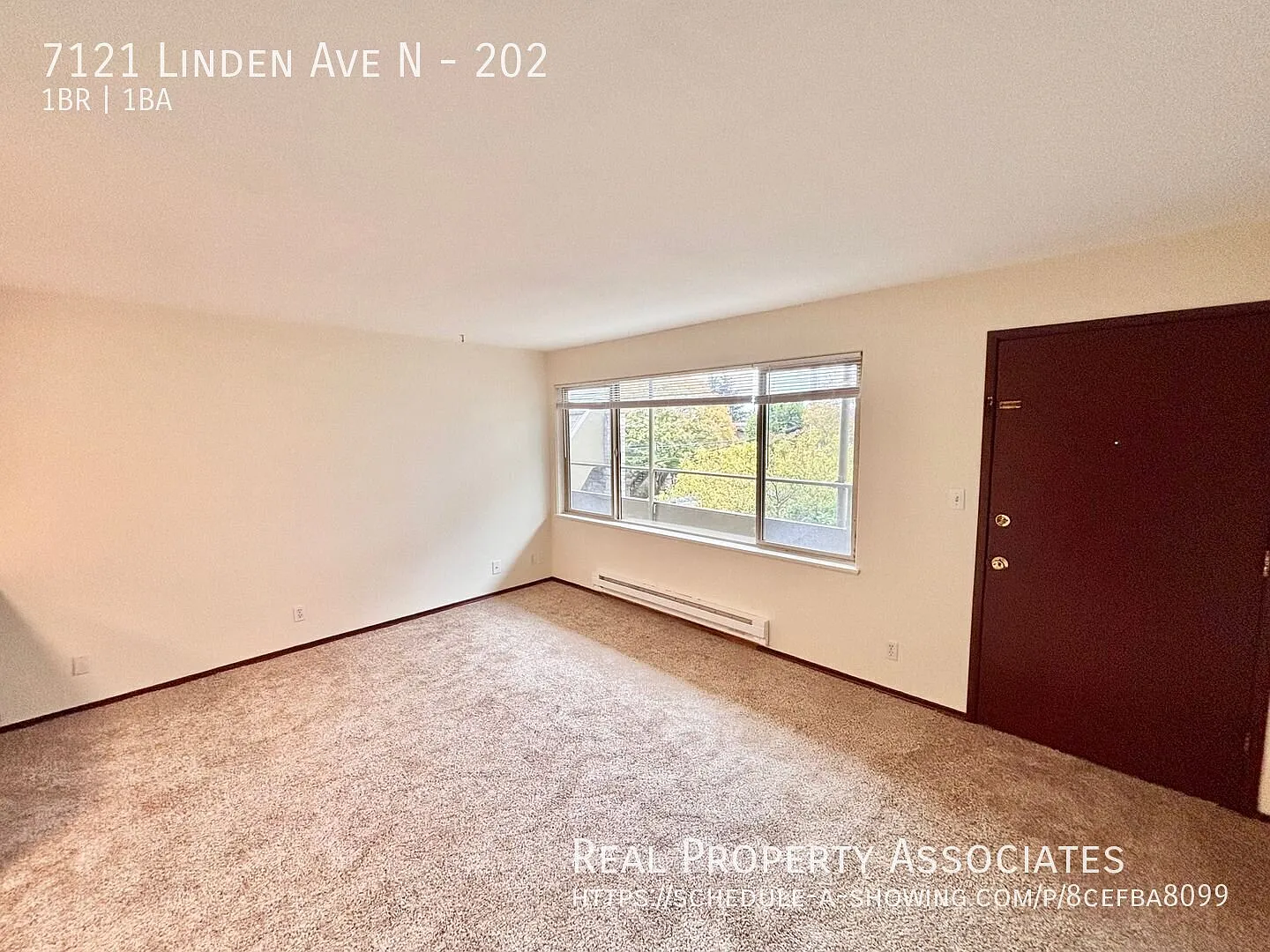 Spacious 1-Bedroom Close to Green Lake! — Photo 4