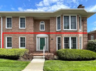 161 Windwood Pointe, Saint Clair Shores, MI 48080