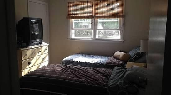 5th image of 40 Camden Rd