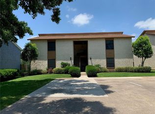1505 Oakdale Cir #D, College Station, TX 77840