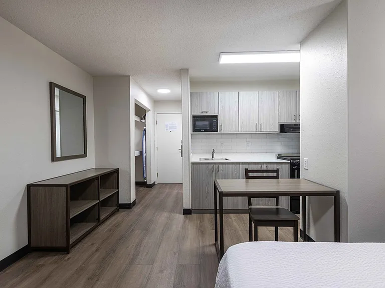 1 Bedroom Suite -1 Queen and 1 Full Bed