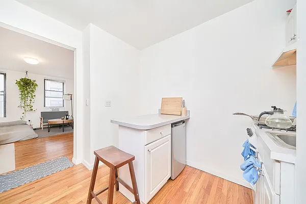 Rented by Living New York | media 6