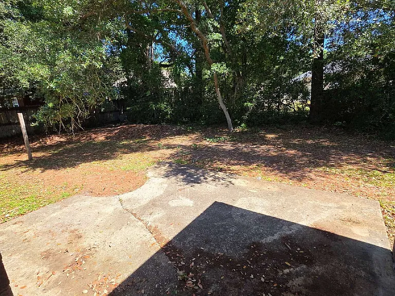 4608 Scarlet Dr E — Photo 10
