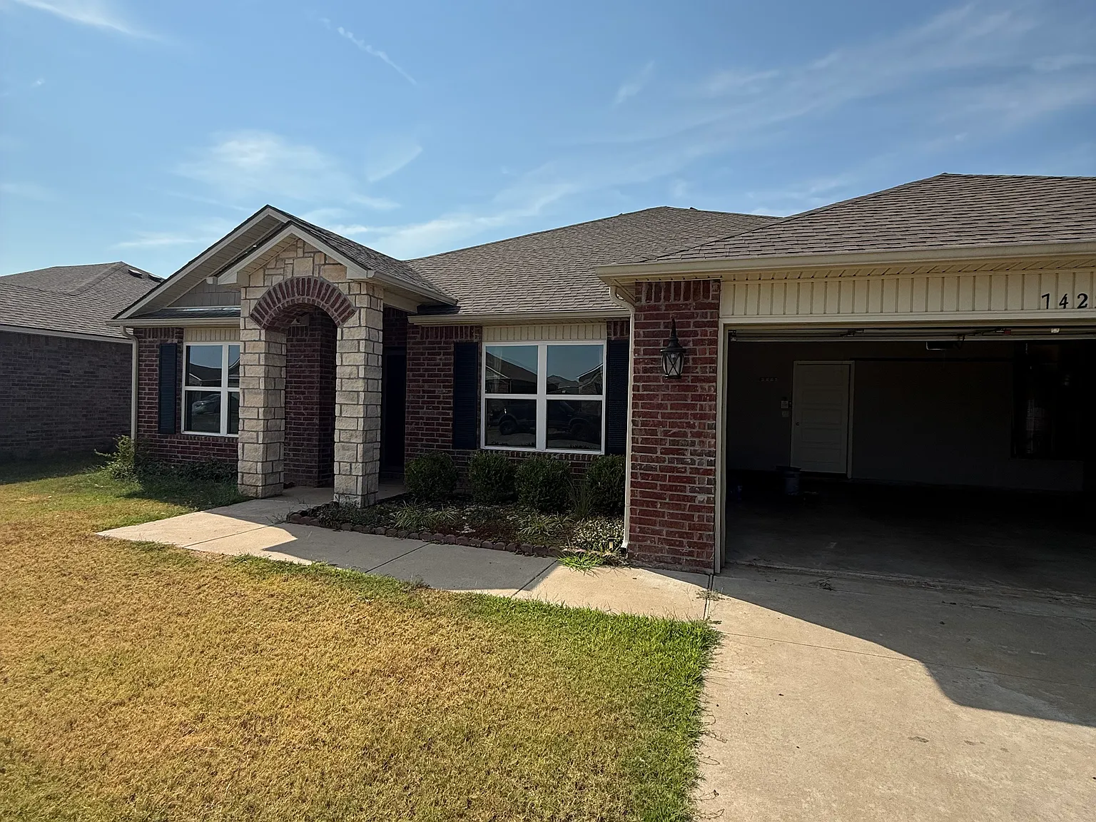 4 bed, 2028 sqft, $2,099 — Photo 1