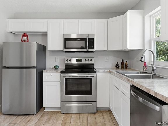 3rd image of 7054 W Village Dr