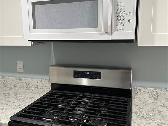 5th image of 20 State Park Rd #2