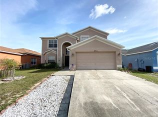 4711 Hunts Ct, Plant City, FL 33566