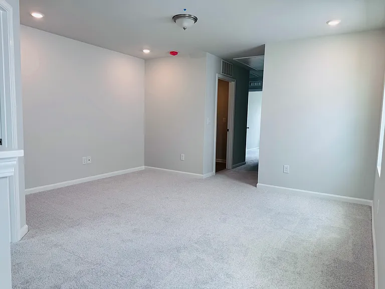 108 Yellow Iris Dr — Photo 11
