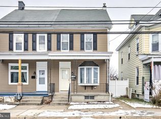 133 W Washington St, Fleetwood, PA 19522