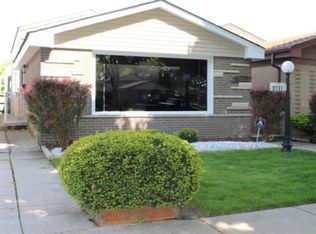 8731 S Calumet Ave, Chicago, IL 60619