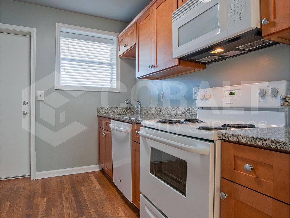 1st image of 271 Glen Iris Dr NE #4B