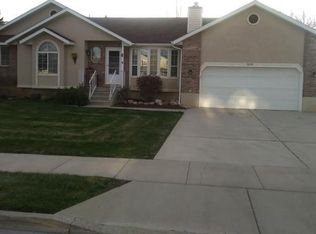3674 S 575 W, Syracuse, UT 84075