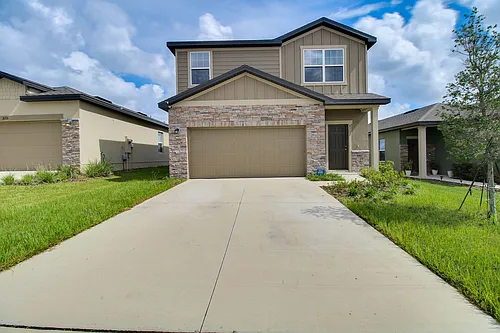 8732 Sportsman Loop Photo 1