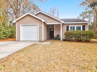 536 Castle Hall Rd, Mount Pleasant, SC 29464