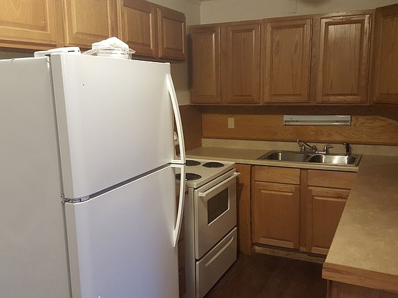 3rd image of 1307 10th Ave APT 8