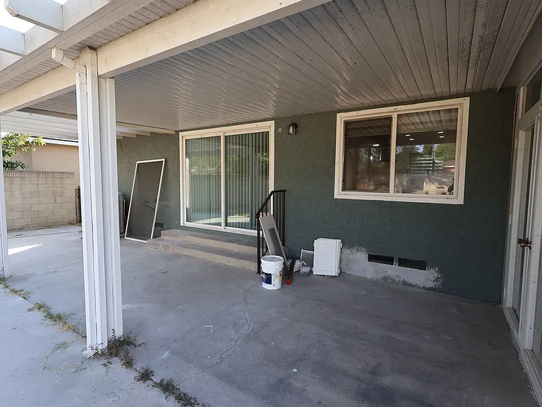1618 N Hacienda Blvd — Photo 21