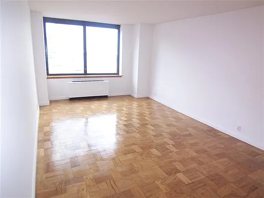 Rented by Luxury Habitat | media 37