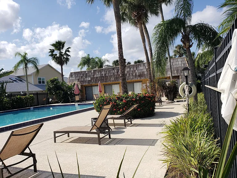 Pool, Clubhouse and Spa
