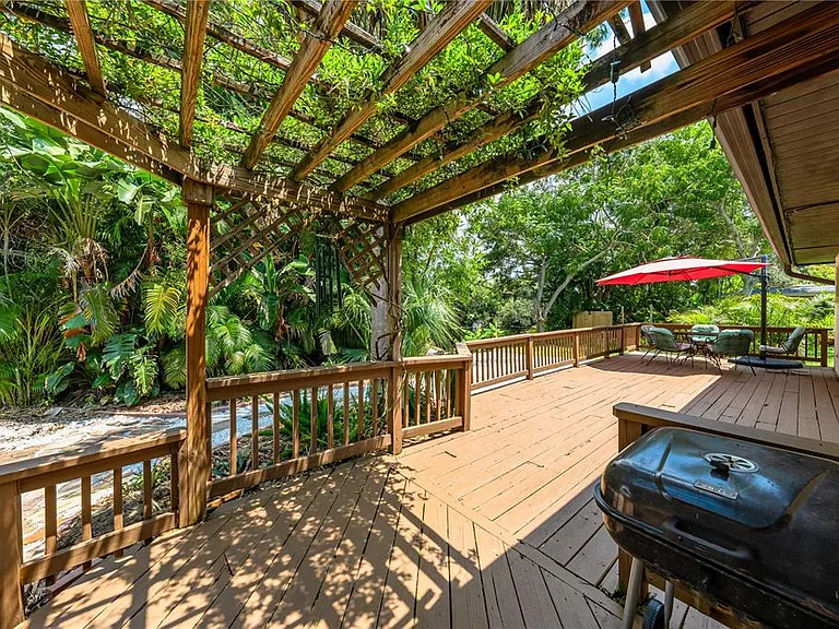 3709 Alden Way — Photo 36