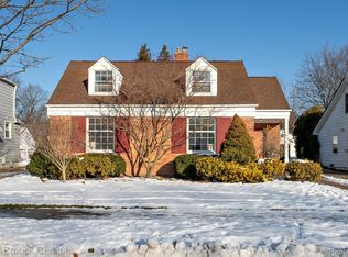 10034 Lasalle Blvd, Huntington Woods, MI