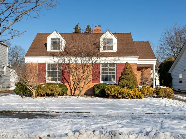 10034 Lasalle Blvd, Huntington Woods, MI 48070