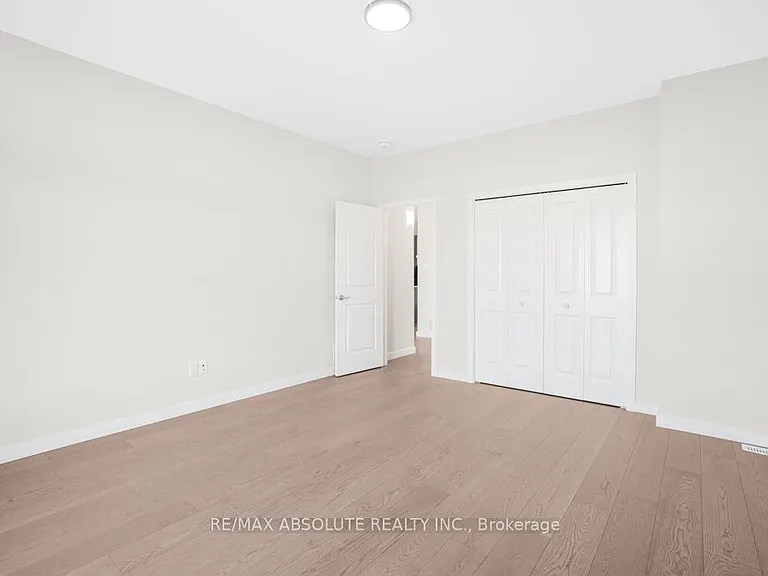 399 Sterling Ave — Photo 15