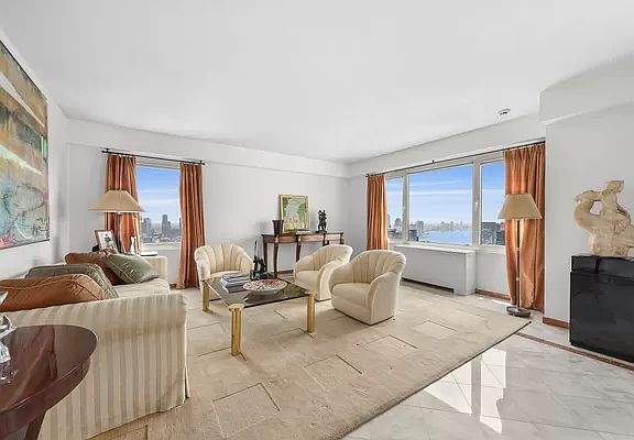 3rd image of 303 E 57th St APT 40G