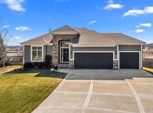 16570 S Lawson St, Olathe, KS 66062