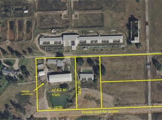 14 Nelson Rd, Hempstead, TX 77445