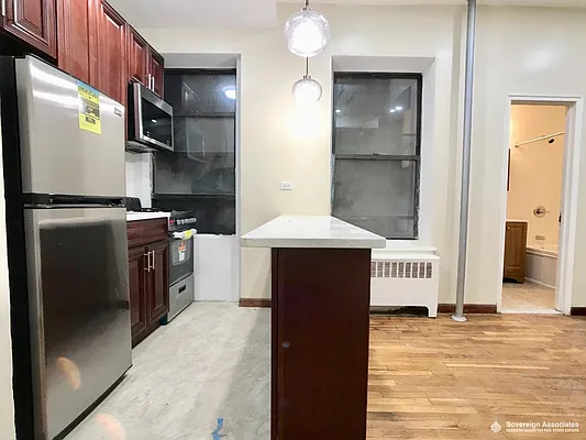 Rented by Sovereign Associates | media 7