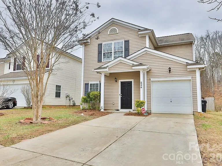 8946 Chalkstone Rd — Photo 2