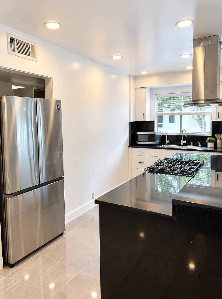 2 bed, 1.5 bath, 900 sqft, $3,395 — Photo 4
